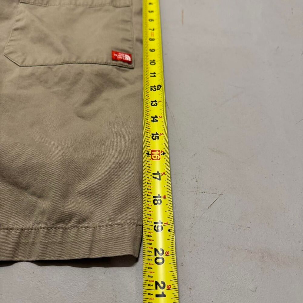 The-north-face Men's Tan and Khaki Shorts - Picture 4 of 5